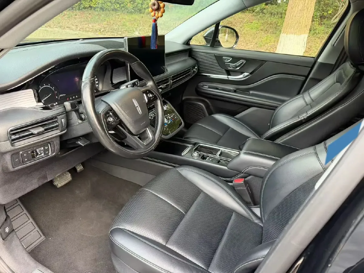 2022 Lincoln Corsair 2.0T 245HP L4 8AT,autocango,china used car exporter,china ev exporter,chinese used car exporter,chinese used ev exporter