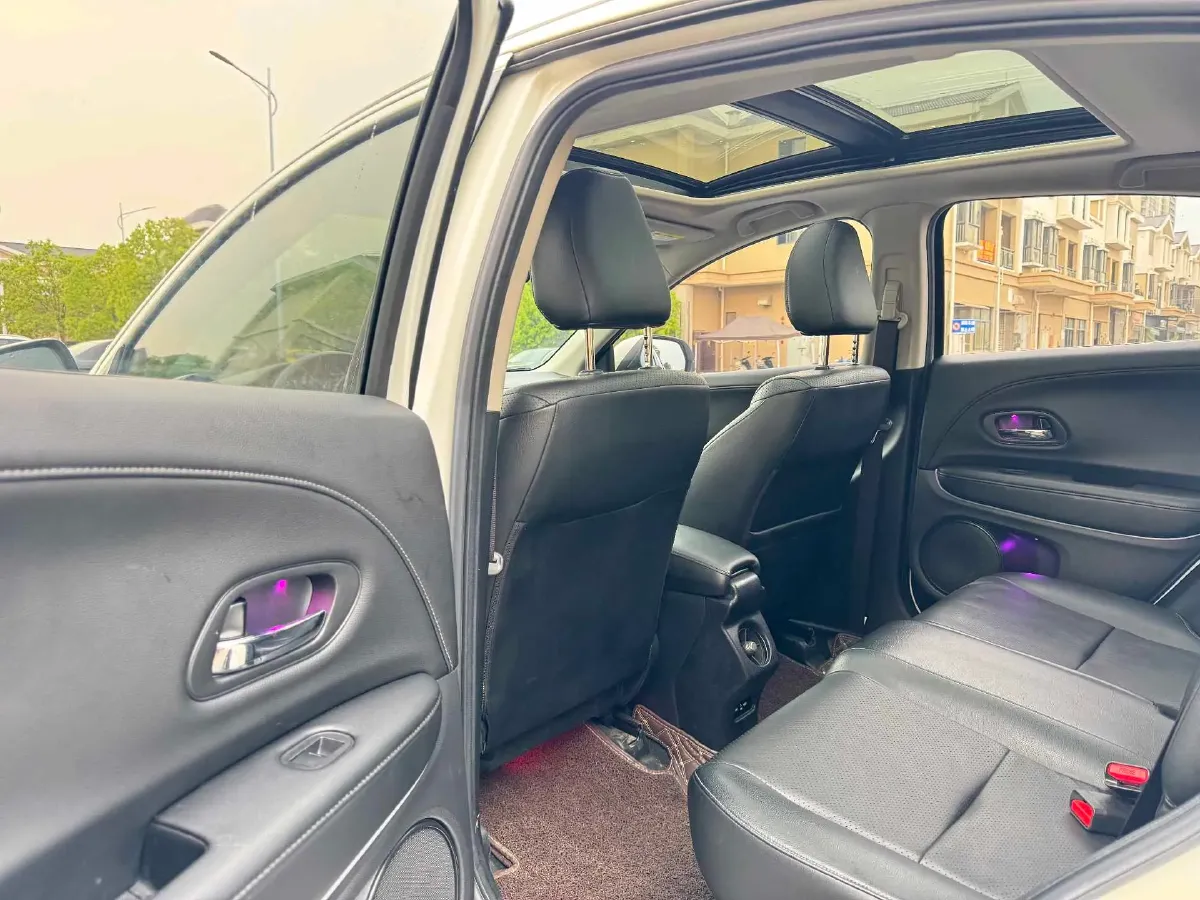 2020 Honda Vezel 1.5L 131HP L4 CVT,autocango,china used car exporter,china ev exporter,chinese used car exporter,chinese used ev exporter