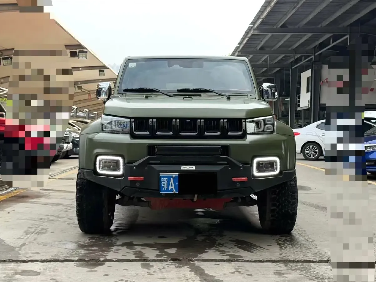 2021 Beijing BJ40 2.0T 163HP L4 8AT,autocango,china used car exporter,china ev exporter,chinese used car exporter,chinese used ev exporter