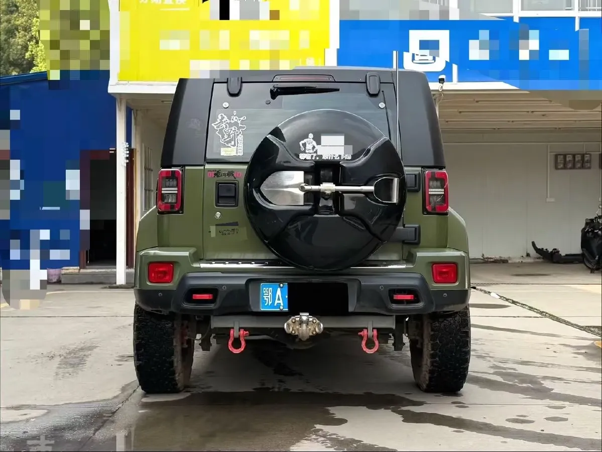 2021 Beijing BJ40 2.0T 163HP L4 8AT,autocango,china used car exporter,china ev exporter,chinese used car exporter,chinese used ev exporter