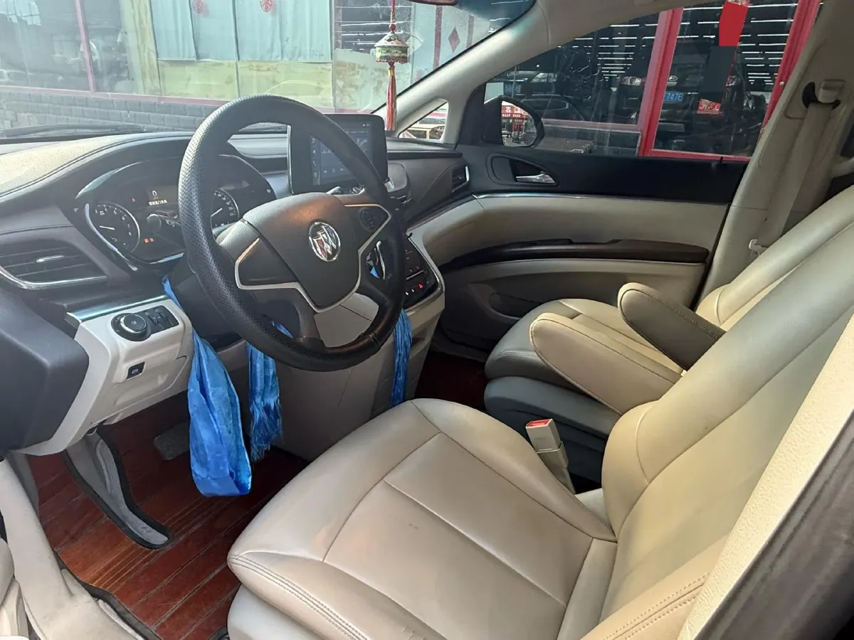 2021 Buick GL8 2.0T 237HP L4 9AT,autocango,china used car exporter,china ev exporter,chinese used car exporter,chinese used ev exporter