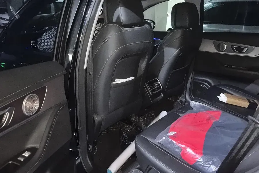 2024 Chery Tiggo 8 PRO 1.6T 197HP L4 7DCT,autocango,china used car exporter,china ev exporter,chinese used car exporter,chinese used ev exporter