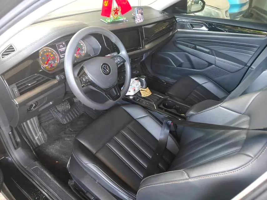 2021 Volkswagen Passat 1.4T 150HP L4 7DCT,autocango,china used car exporter,china ev exporter,chinese used car exporter,chinese used ev exporter