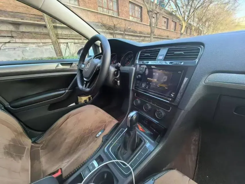 2019 Volkswagen Golf 1.2T 116HP L4 7DCT,autocango,china used car exporter,china ev exporter,chinese used car exporter,chinese used ev exporter