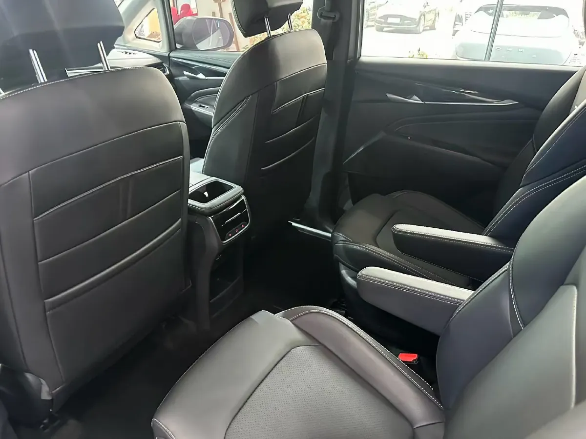 2023 MAXUS G50 1.5T 181HP L4 7DCT,autocango,china used car exporter,china ev exporter,chinese used car exporter,chinese used ev exporter