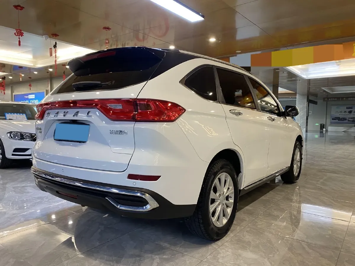 2021 Haval M6 1.5T 150HP L4 7DCT,autocango,china used car exporter,china ev exporter,chinese used car exporter,chinese used ev exporter