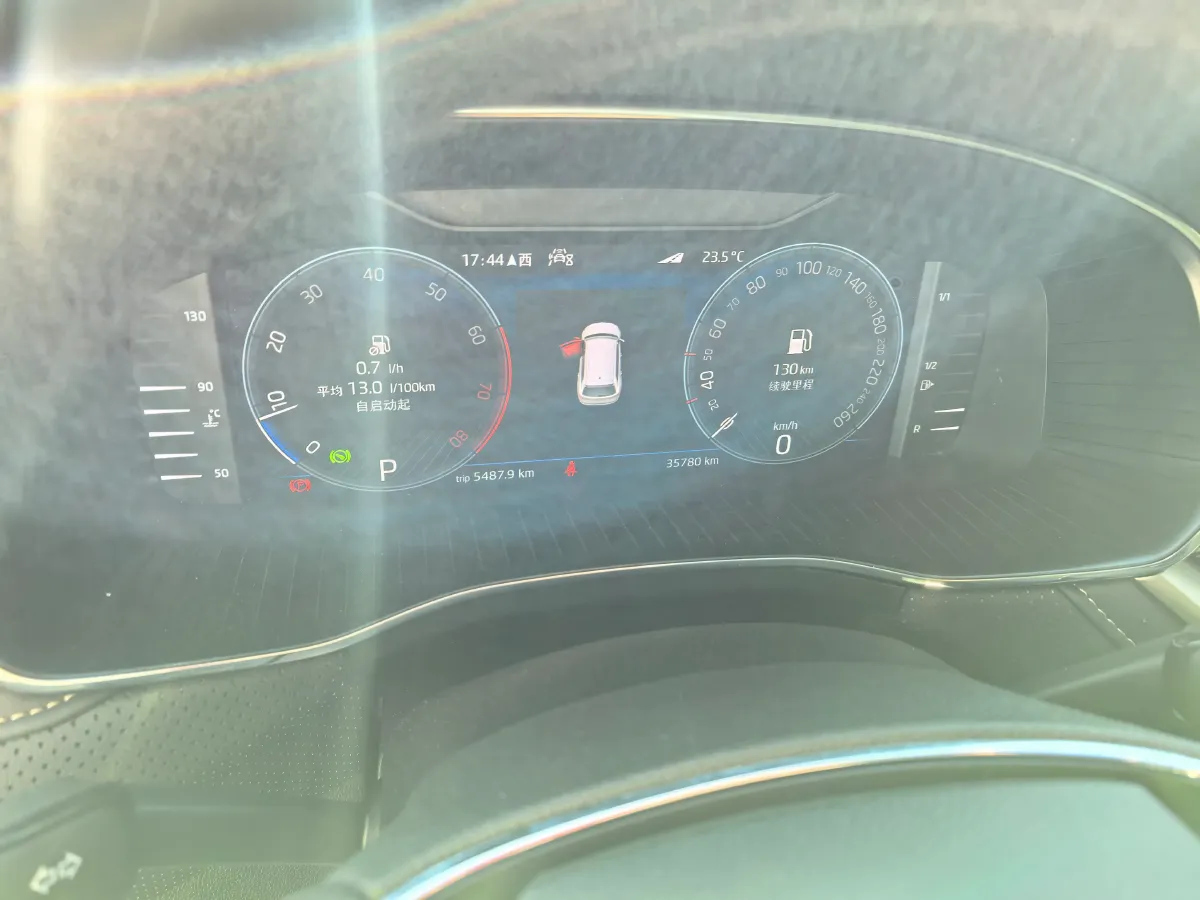 2022 Skoda Kodiak 2.0T 186HP L4 7DCT,autocango,china used car exporter,china ev exporter,chinese used car exporter,chinese used ev exporter