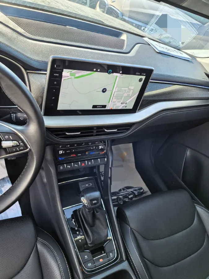 2022 Skoda Kodiak 2.0T 186HP L4 7DCT,autocango,china used car exporter,china ev exporter,chinese used car exporter,chinese used ev exporter