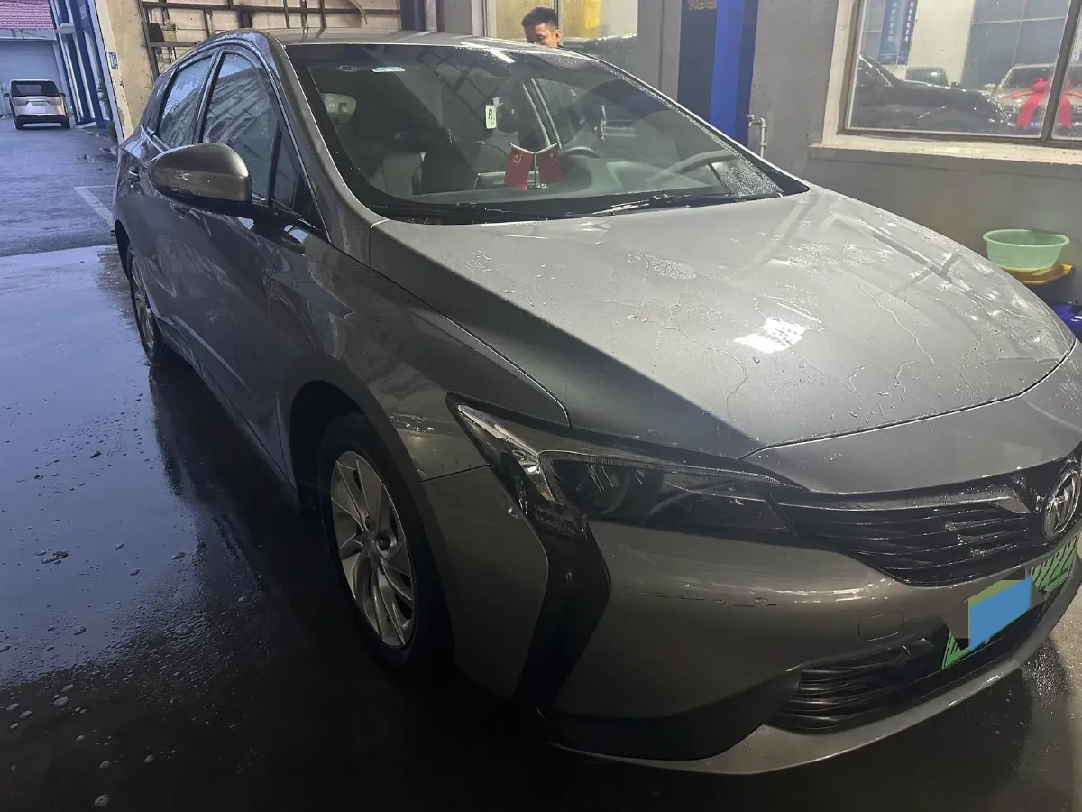 2022 Buick Velite 6 1.5L 102HP L4 E-CVT PHEV 9.5KWH,autocango,china used car exporter,china ev exporter,chinese used car exporter,chinese used ev exporter
