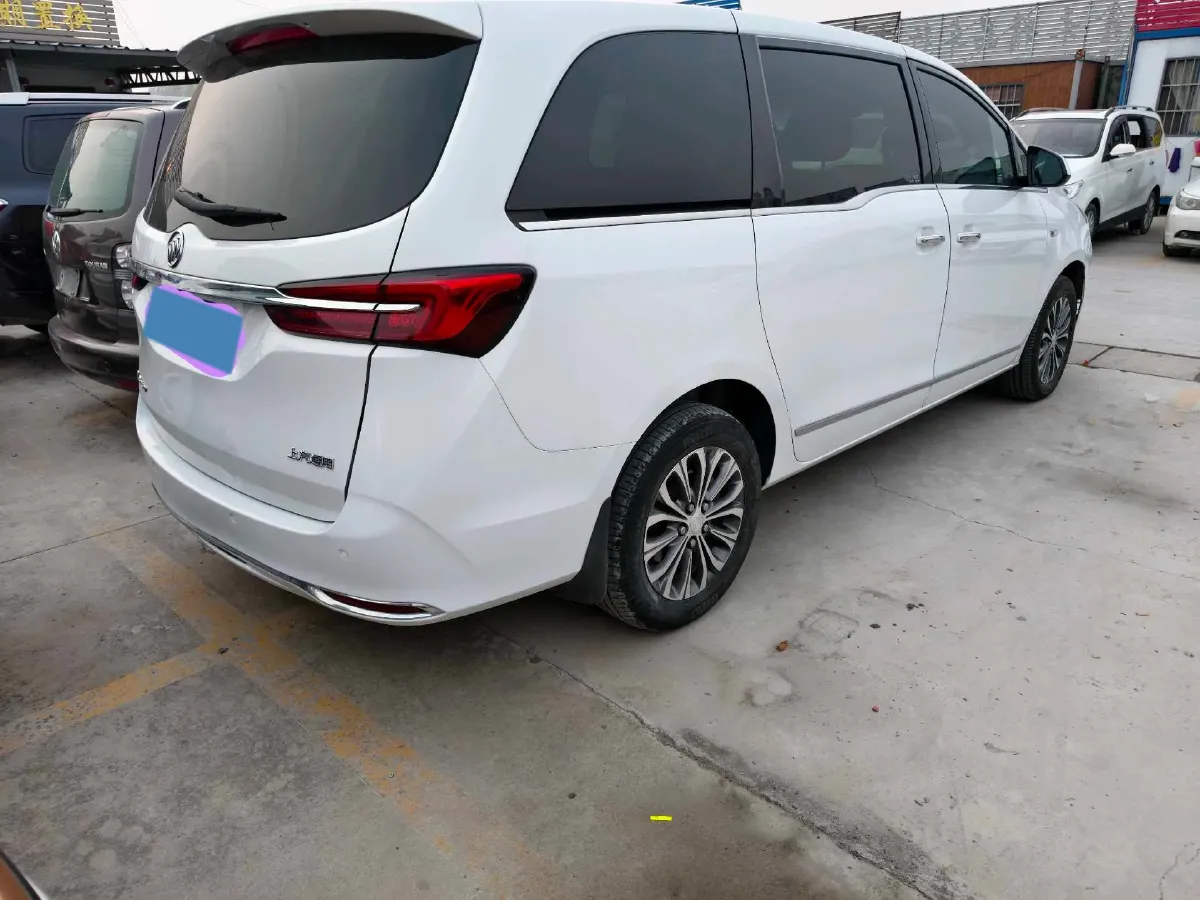 2021 Buick GL8 2.0T 237HP L4 9AT,autocango,china used car exporter,china ev exporter,chinese used car exporter,chinese used ev exporter