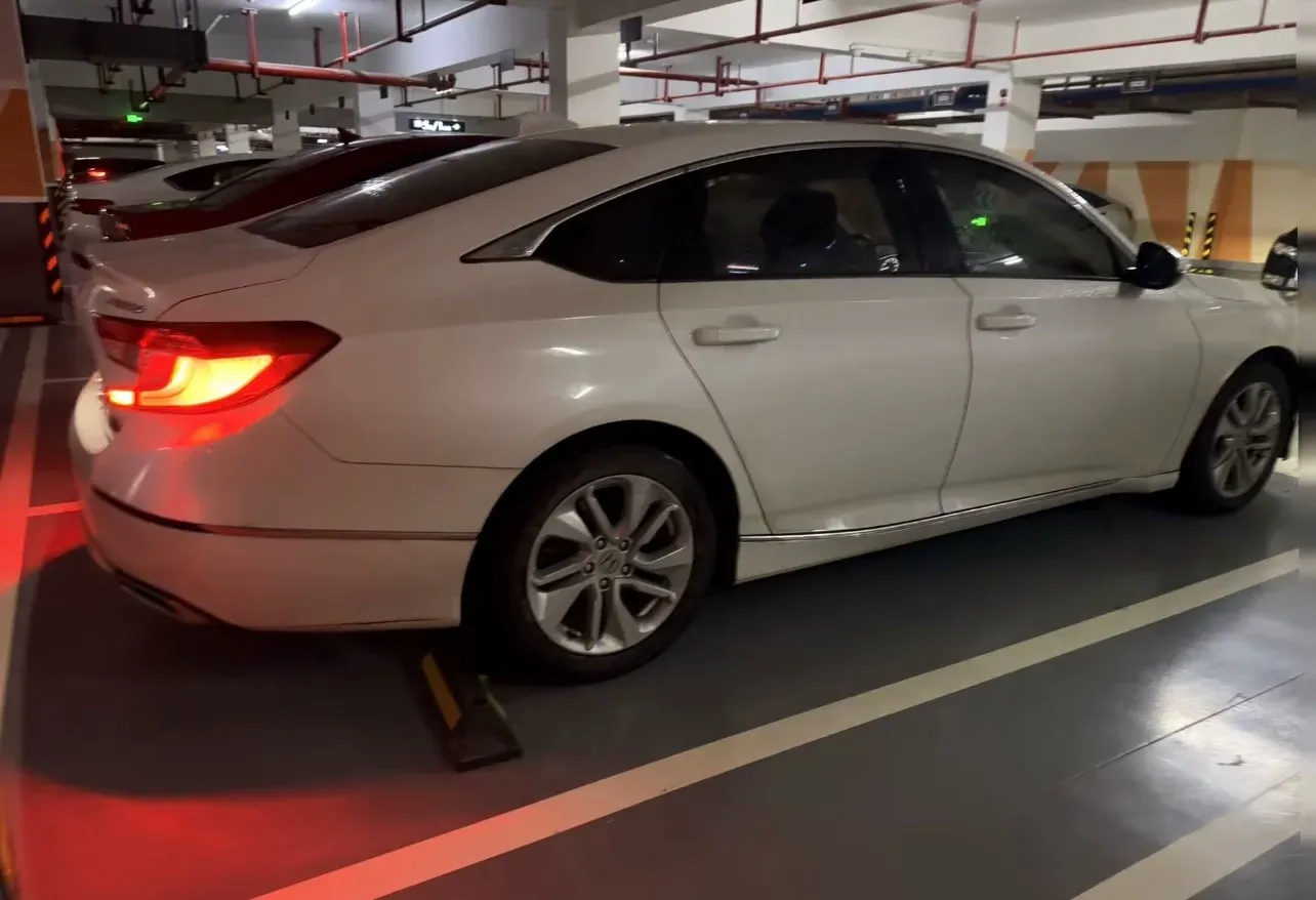 2018 Honda Accord 1.5T 194HP L4 CVT,autocango,china used car exporter,china ev exporter,chinese used car exporter,chinese used ev exporter