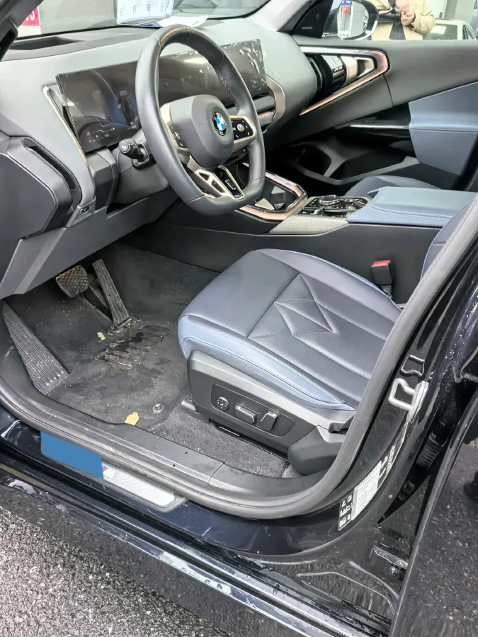 2025 BMW X3 2.0T 258HP L4 8AT,autocango,china used car exporter,china ev exporter,chinese used car exporter,chinese used ev exporter