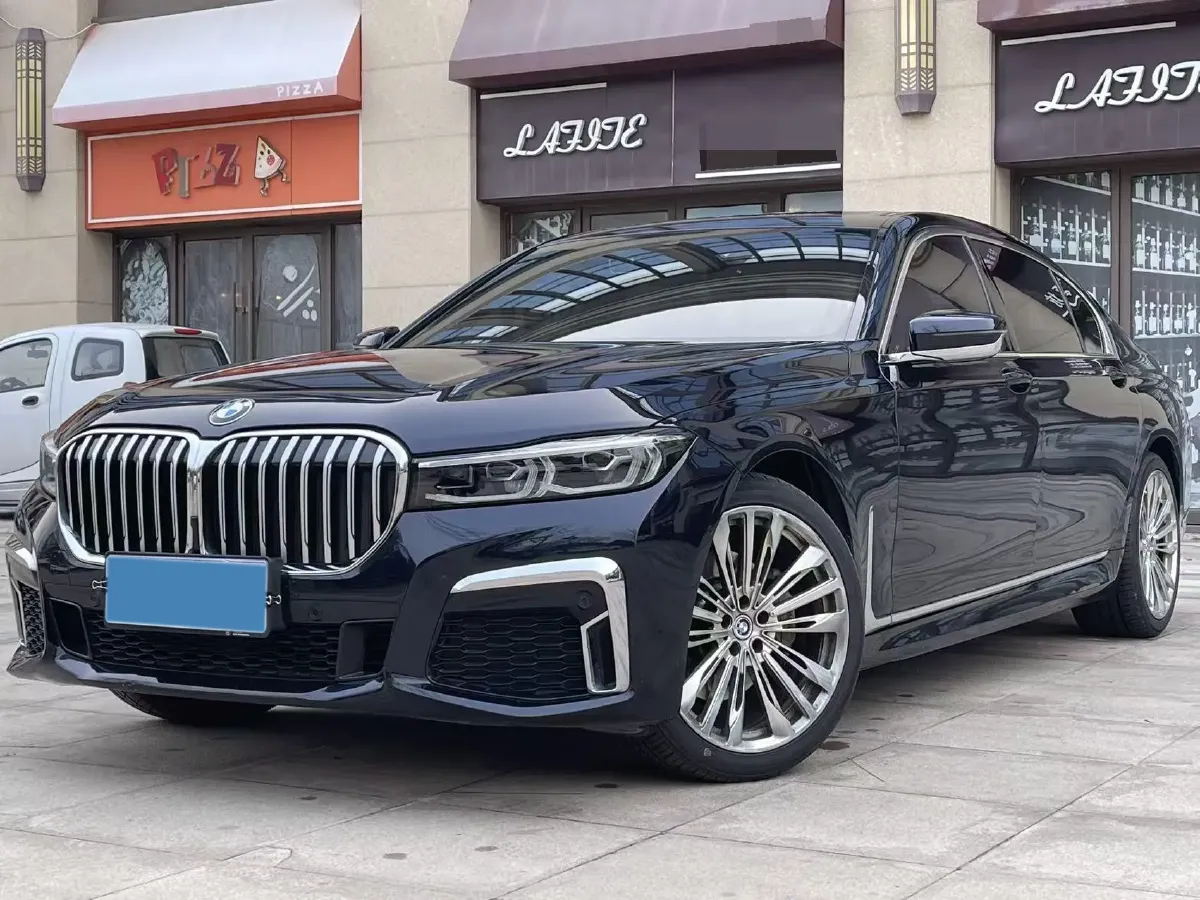 2019 BMW 7 Series 2.0T 265HP L4 8AT,autocango,china used car exporter,china ev exporter,chinese used car exporter,chinese used ev exporter