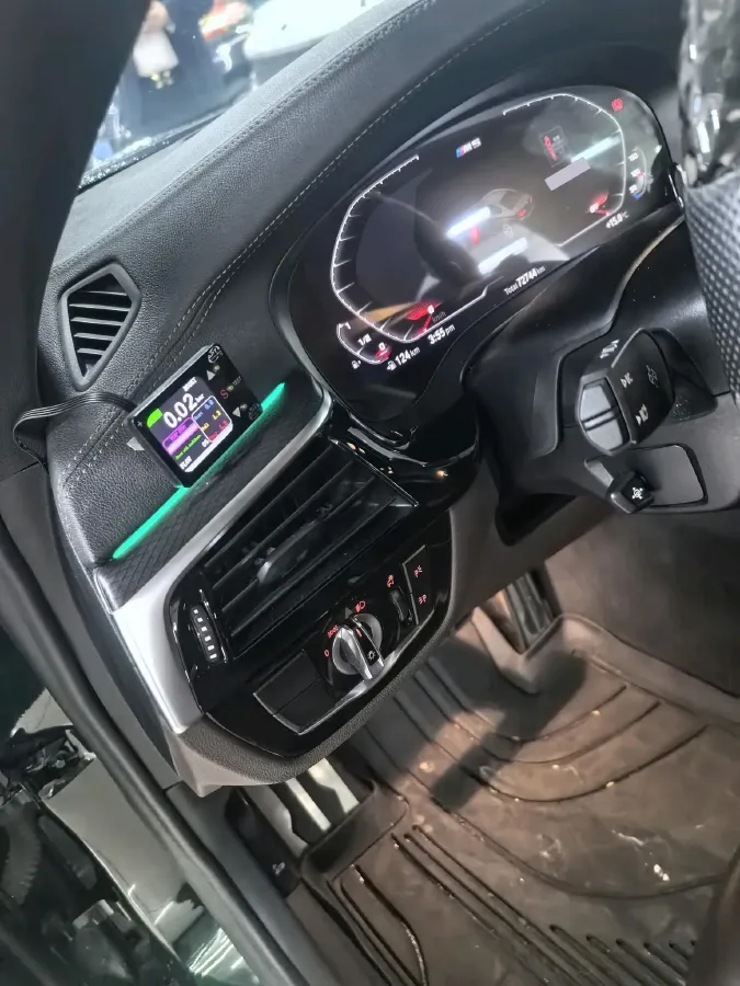 2022 BMW 5 Series 3.0T 340HP L6 8AT,autocango,china used car exporter,china ev exporter,chinese used car exporter,chinese used ev exporter