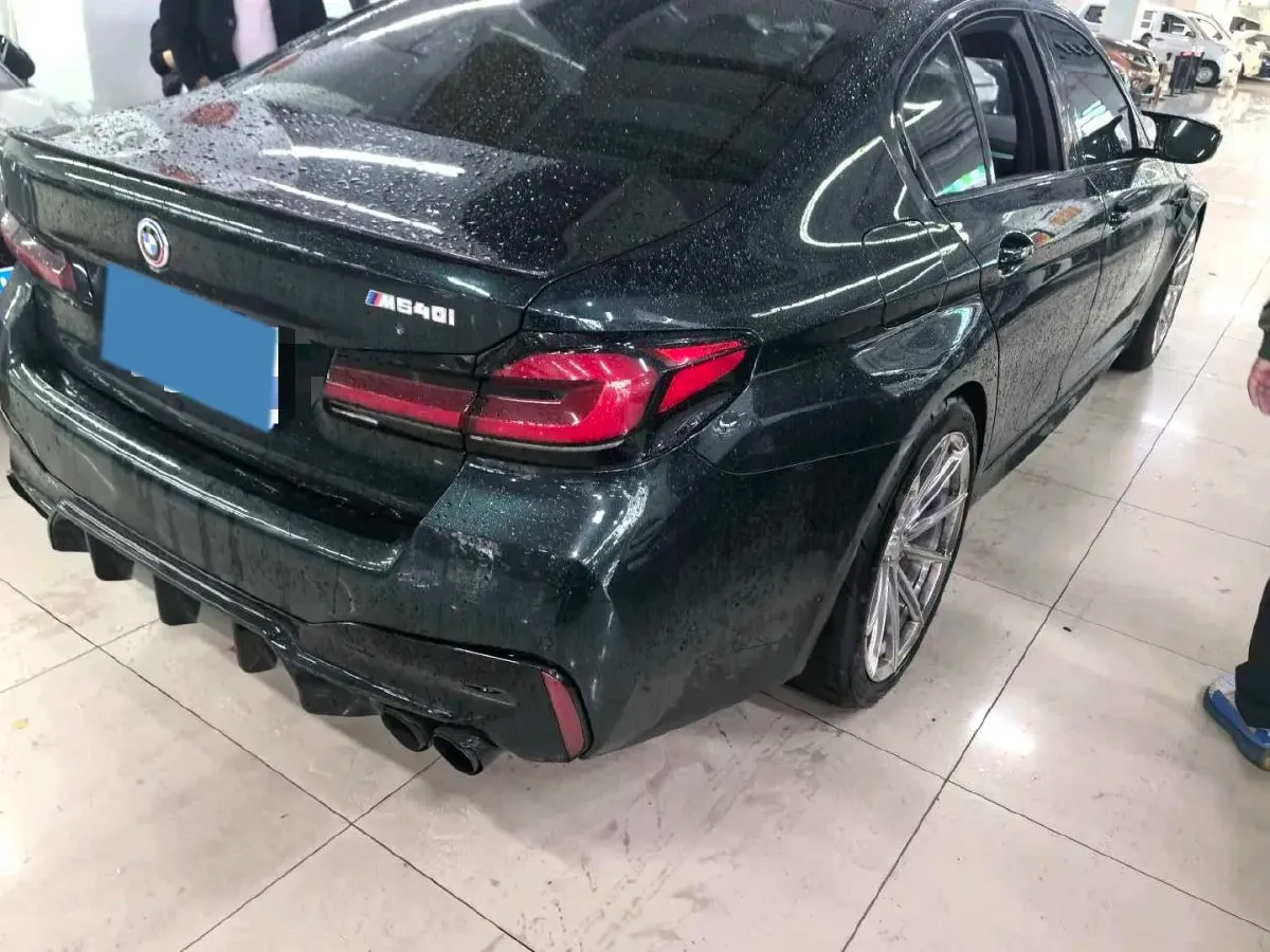 2022 BMW 5 Series 3.0T 340HP L6 8AT,autocango,china used car exporter,china ev exporter,chinese used car exporter,chinese used ev exporter