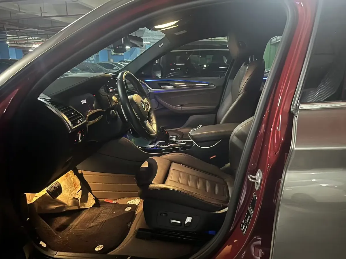 2021 BMW X4 2.0T 184HP L4 8AT,autocango,china used car exporter,china ev exporter,chinese used car exporter,chinese used ev exporter