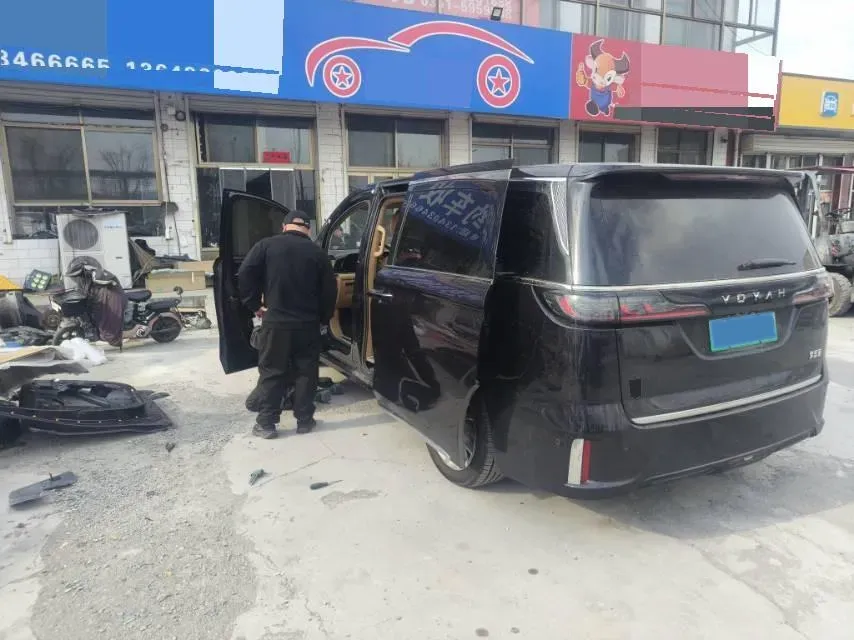 2022 Voyah Dream BEV 82KWH,autocango,china used car exporter,china ev exporter,chinese used car exporter,chinese used ev exporter