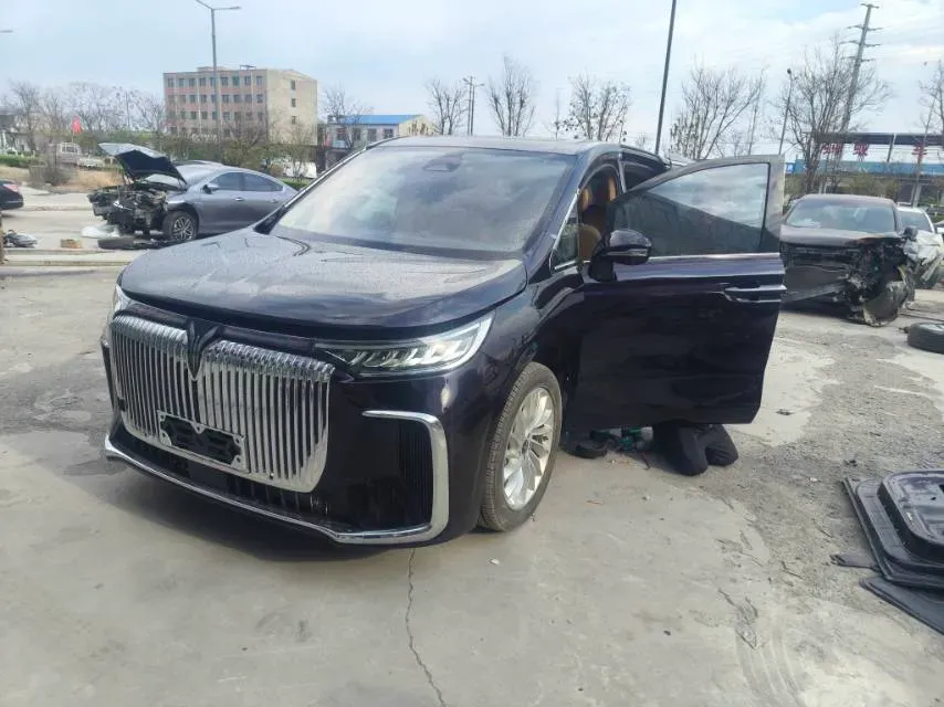 2022 Voyah Dream BEV 82KWH,autocango,china used car exporter,china ev exporter,chinese used car exporter,chinese used ev exporter