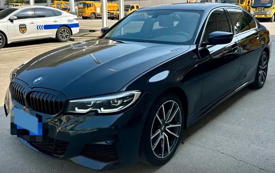 2021 BMW 3 Series 2.0T 156HP L4 8AT,autocango,china used car exporter,china ev exporter,chinese used car exporter,chinese used ev exporter