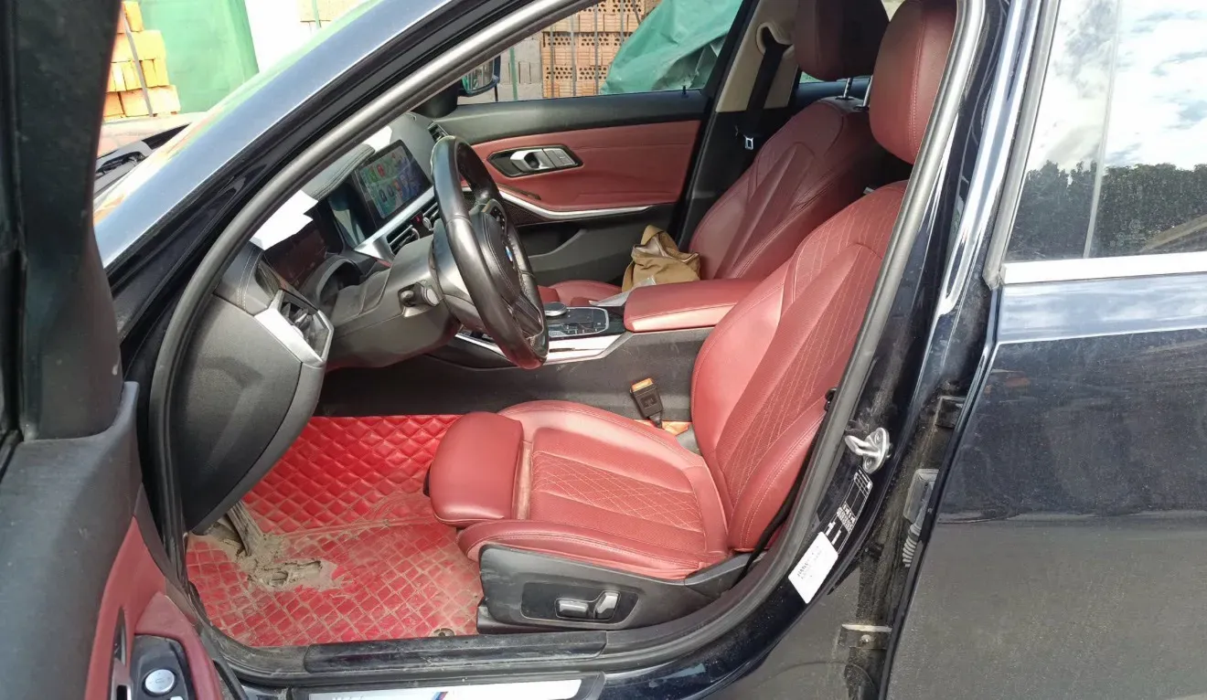 2021 BMW 3 Series 2.0T 156HP L4 8AT,autocango,china used car exporter,china ev exporter,chinese used car exporter,chinese used ev exporter