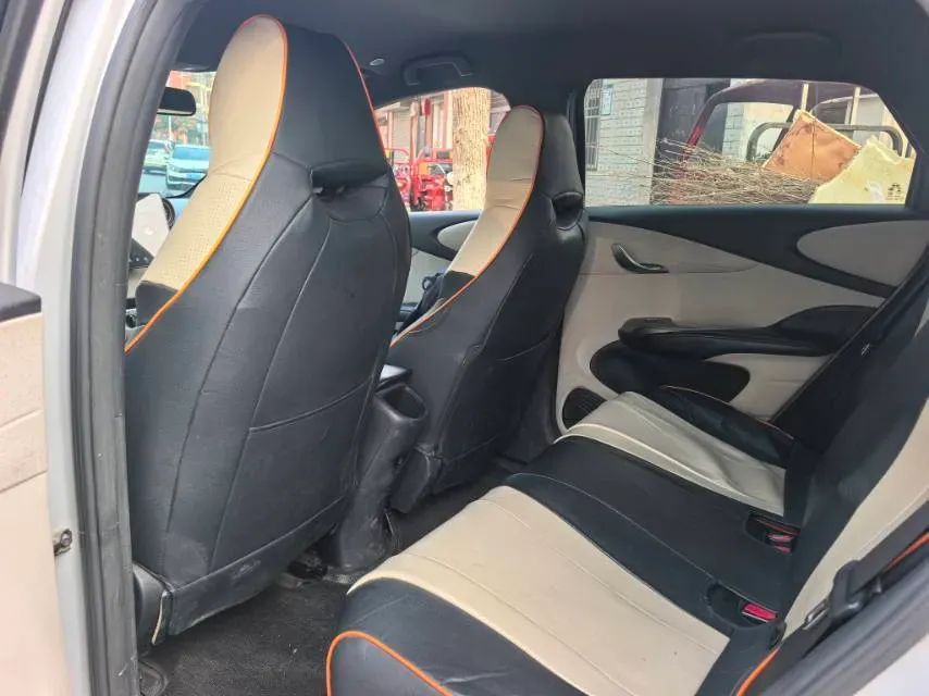 2021 Ford Escort 1.5L 122HP L3 6AT,autocango,china used car exporter,china ev exporter,chinese used car exporter,chinese used ev exporter