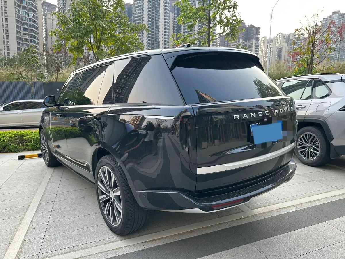 2025 Land Rover Range Rover 3.0T 400HP L6 8AT,autocango,china used car exporter,china ev exporter,chinese used car exporter,chinese used ev exporter