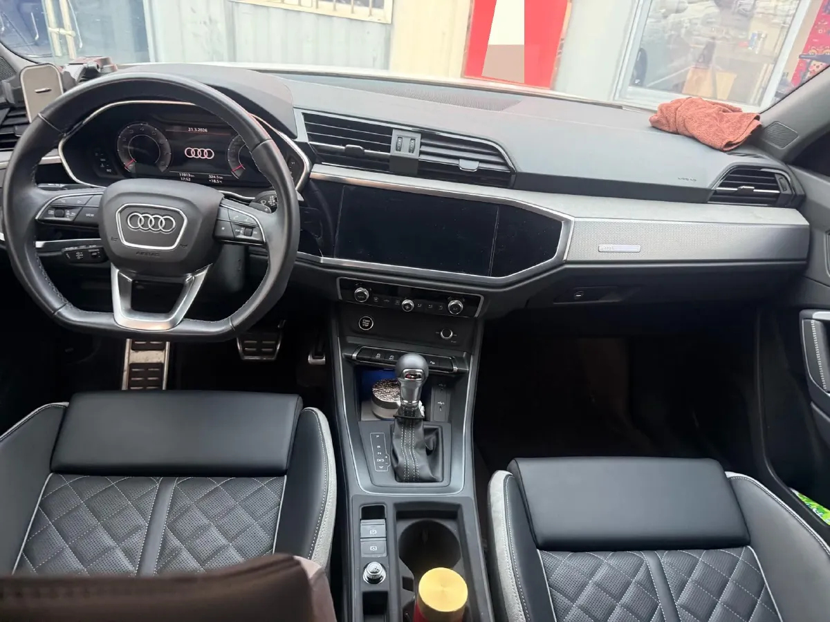 2024 Audi Q3 1.5T 160HP L4 7DCT,autocango,china used car exporter,china ev exporter,chinese used car exporter,chinese used ev exporter