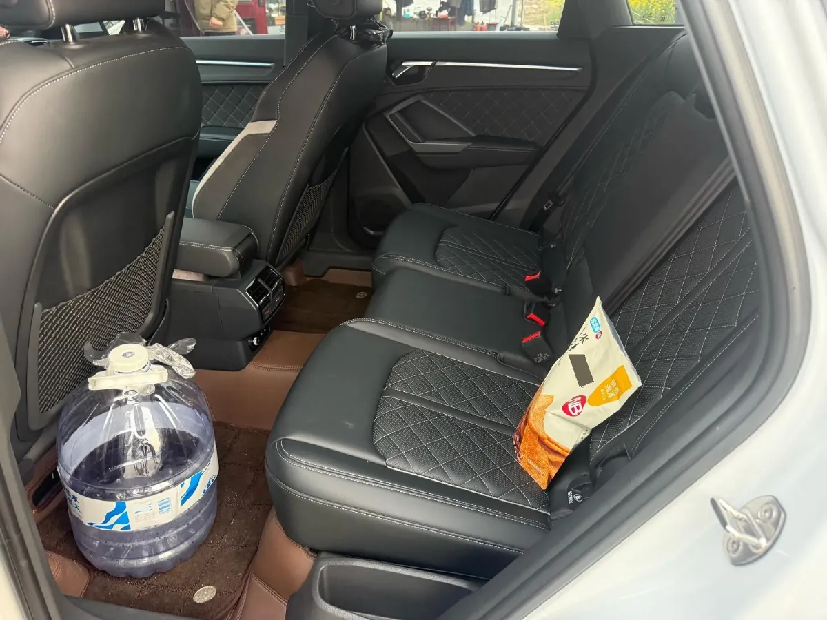 2024 Audi Q3 1.5T 160HP L4 7DCT,autocango,china used car exporter,china ev exporter,chinese used car exporter,chinese used ev exporter