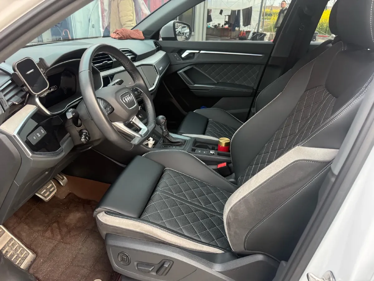 2024 Audi Q3 1.5T 160HP L4 7DCT,autocango,china used car exporter,china ev exporter,chinese used car exporter,chinese used ev exporter