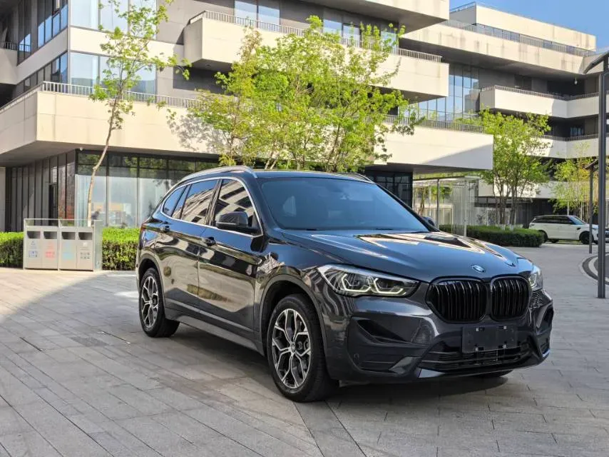 2022 BMW X1 2.0T 192HP L4 7DCT,autocango,china used car exporter,china ev exporter,chinese used car exporter,chinese used ev exporter