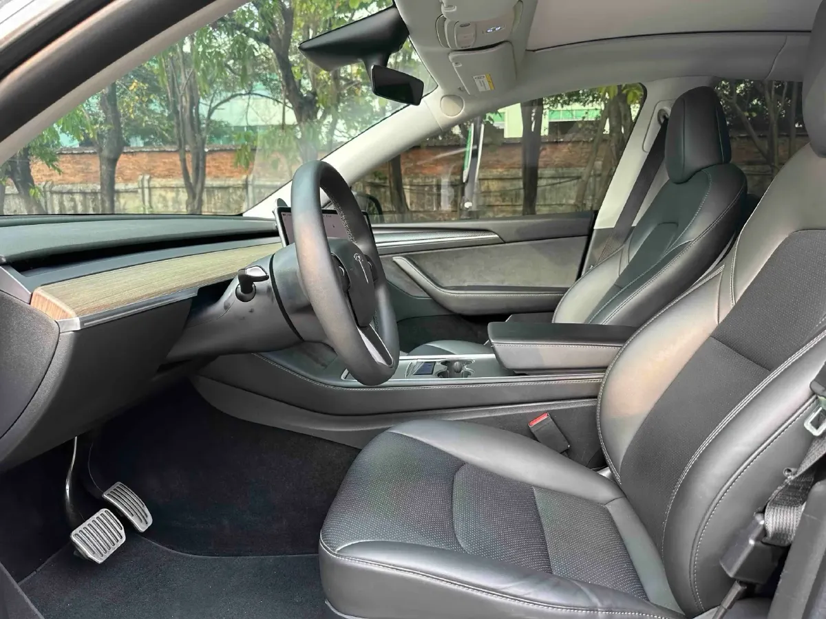 2022 Tesla Model Y BEV 60KWH,autocango,china used car exporter,china ev exporter,chinese used car exporter,chinese used ev exporter