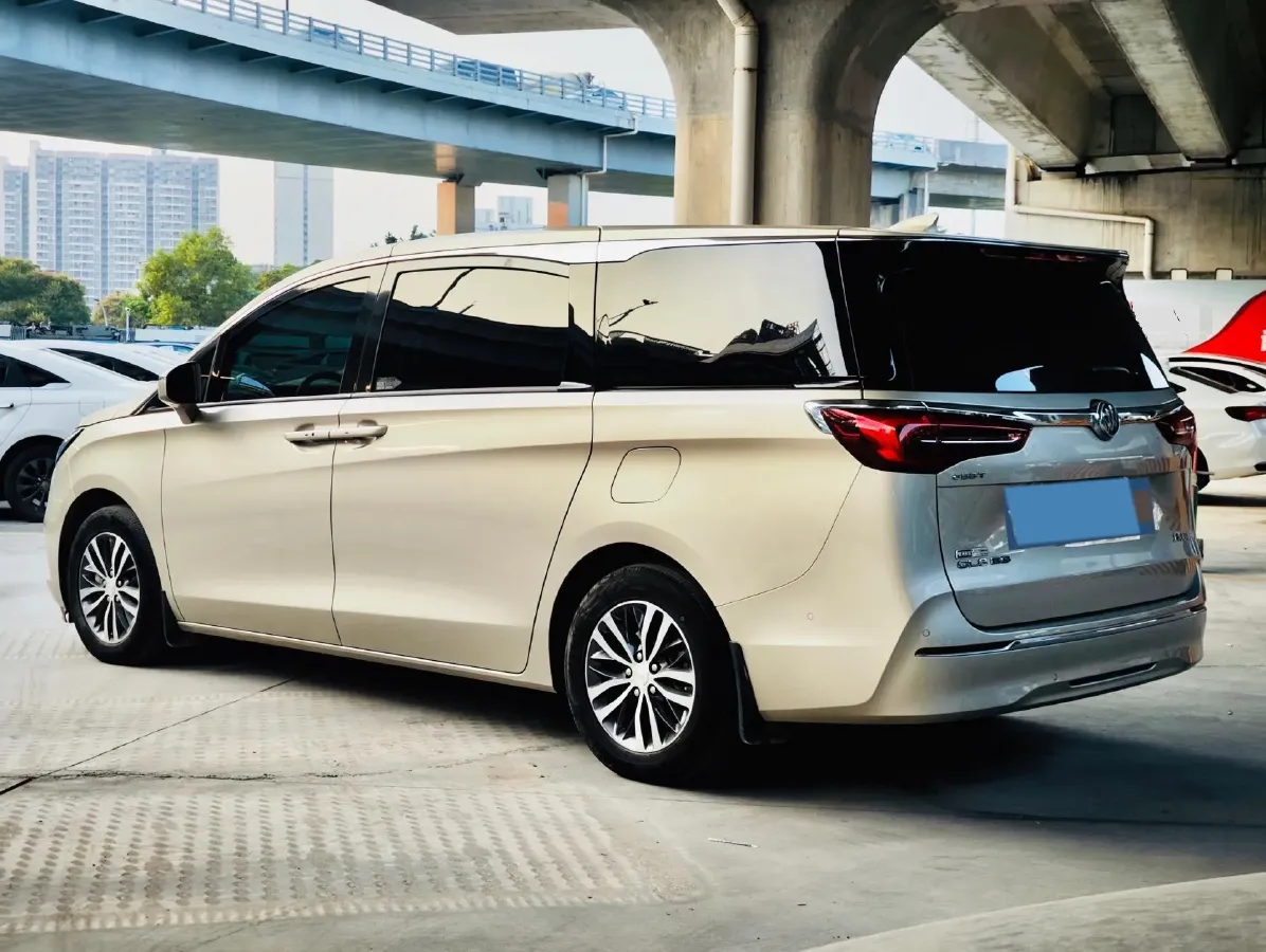 2021 Buick GL8 2.0T 237HP L4 9AT,autocango,china used car exporter,china ev exporter,chinese used car exporter,chinese used ev exporter