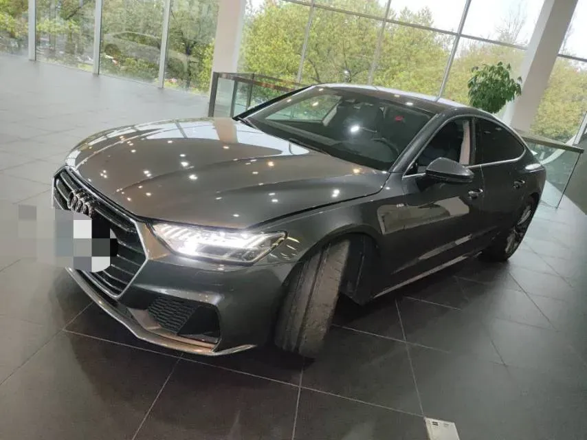 2023 Audi A7 2.0T 265HP L4 7DCT,autocango,china used car exporter,china ev exporter,chinese used car exporter,chinese used ev exporter