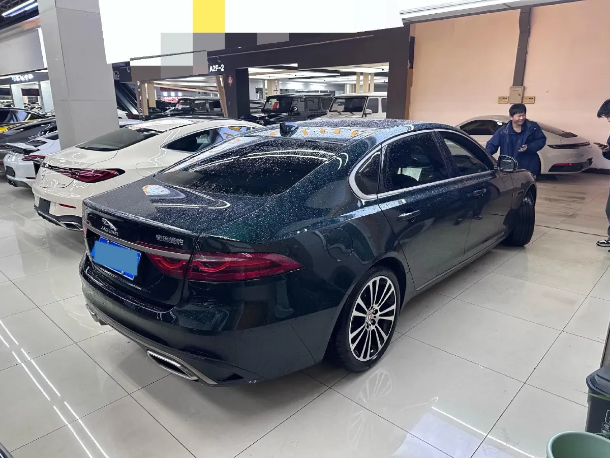 2025 Jaguar XFL 2.0T 250HP L4 8AT,autocango,china used car exporter,china ev exporter,chinese used car exporter,chinese used ev exporter