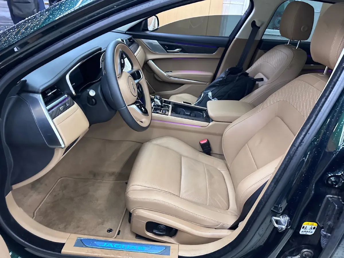 2025 Jaguar XFL 2.0T 250HP L4 8AT,autocango,china used car exporter,china ev exporter,chinese used car exporter,chinese used ev exporter