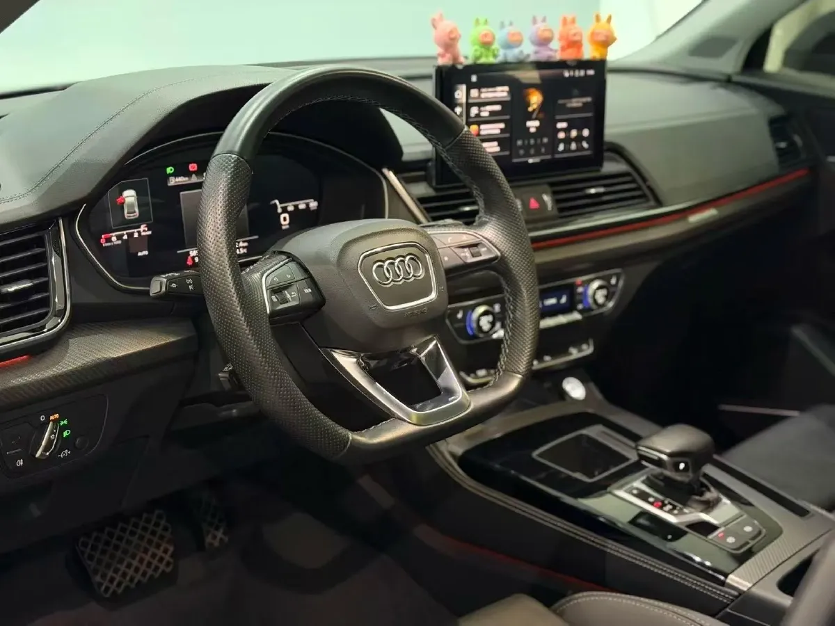 2021 Audi Q5L 2.0T 252HP L4 7DCT,autocango,china used car exporter,china ev exporter,chinese used car exporter,chinese used ev exporter