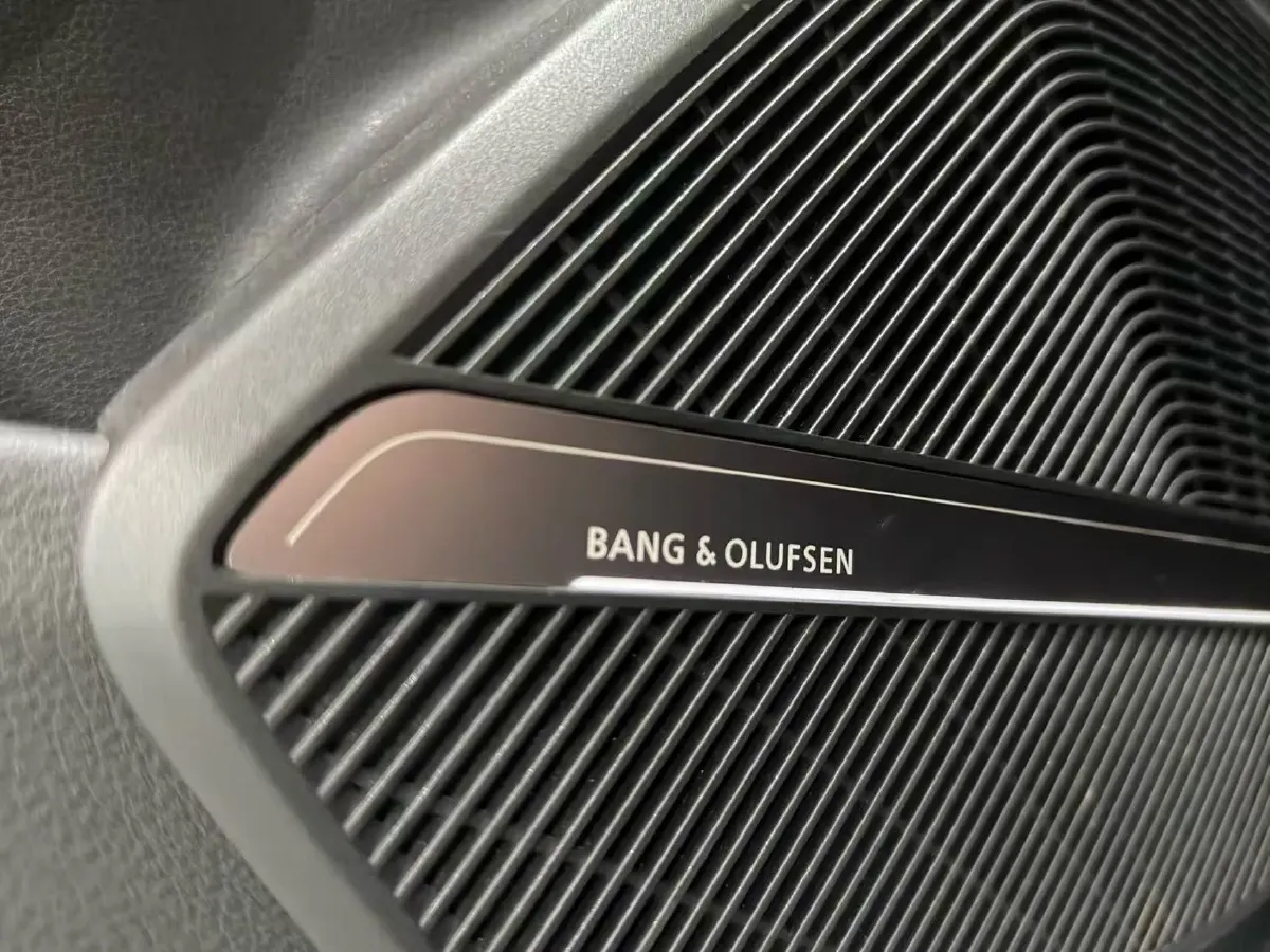 2021 Audi Q5L 2.0T 252HP L4 7DCT,autocango,china used car exporter,china ev exporter,chinese used car exporter,chinese used ev exporter