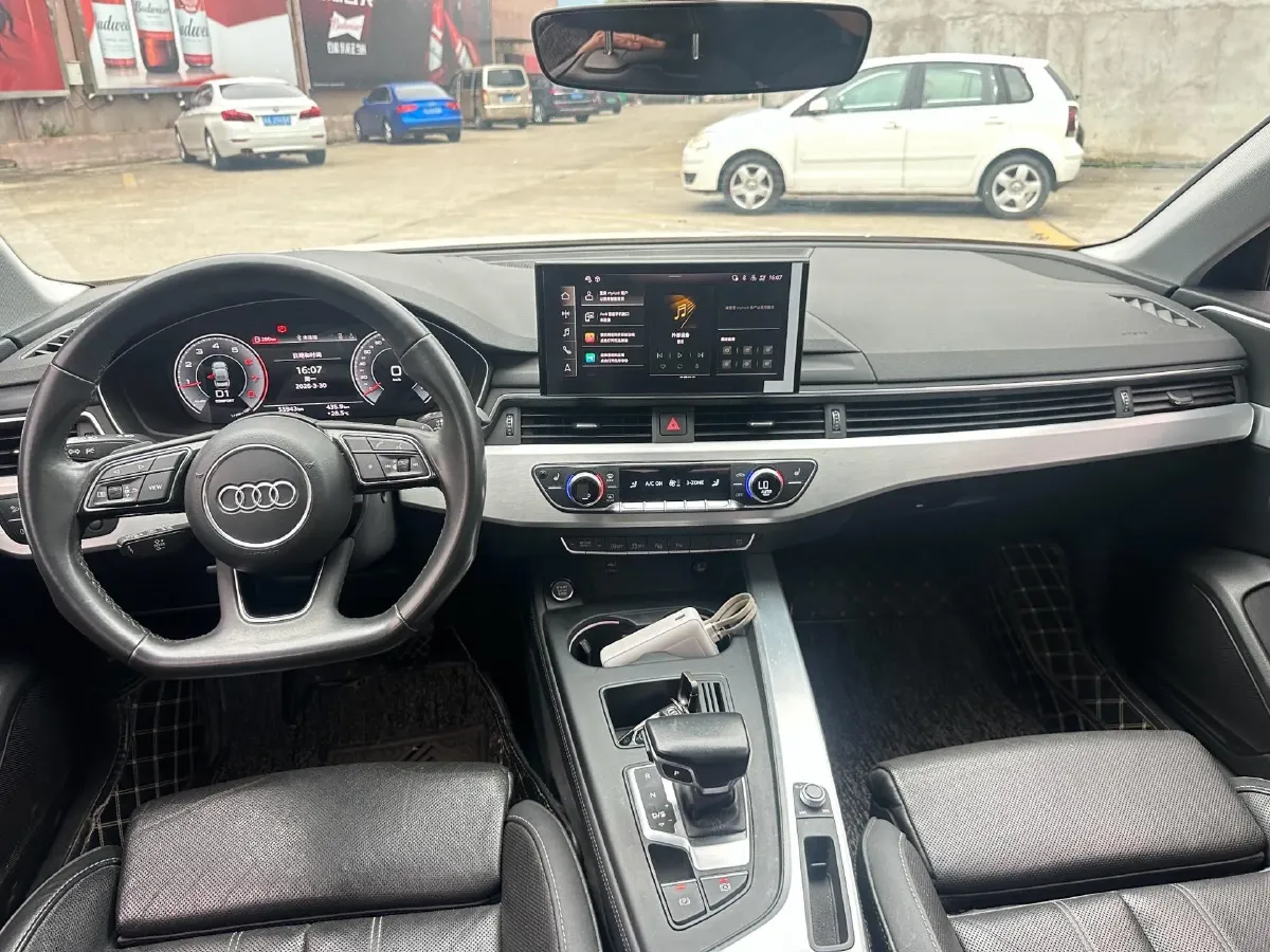 2022 Audi A4L 2.0T 190HP L4 7DCT,autocango,china used car exporter,china ev exporter,chinese used car exporter,chinese used ev exporter