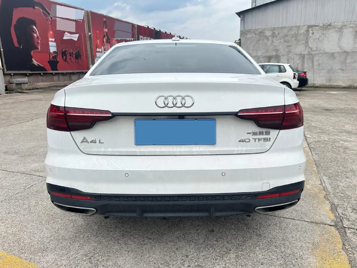 2022 Audi A4L 2.0T 190HP L4 7DCT,autocango,china used car exporter,china ev exporter,chinese used car exporter,chinese used ev exporter