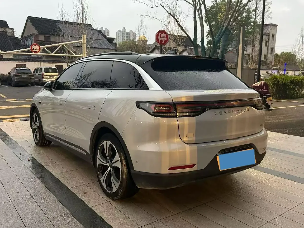 2024 Leapmotor C11 1.5L 95HP L4 REEV 43.74KWH,autocango,china used car exporter,china ev exporter,chinese used car exporter,chinese used ev exporter