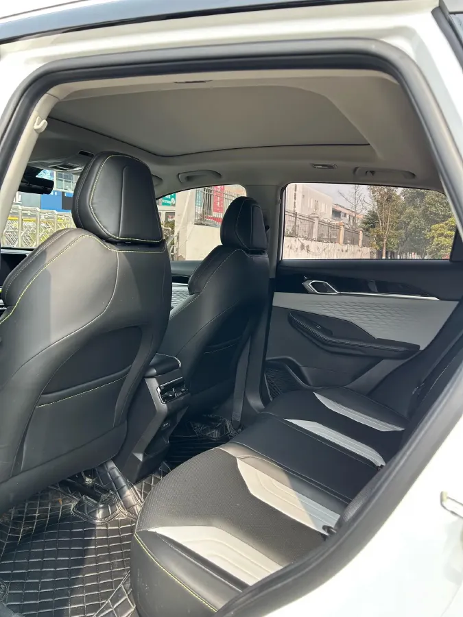 2022 Geely Coolray 1.5T 181HP L4 7DCT,autocango,china used car exporter,china ev exporter,chinese used car exporter,chinese used ev exporter