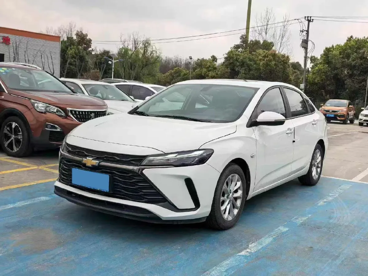 2022 Chevrolet Monza 1.5L 113HP L4 6AT,autocango,china used car exporter,china ev exporter,chinese used car exporter,chinese used ev exporter