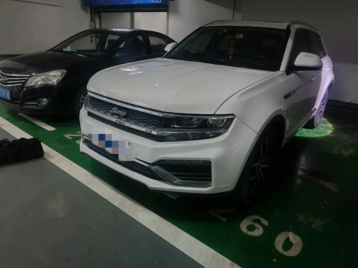 2018 Zotye Damy X7 2.0T 190HP L4 8AT,autocango,china used car exporter,china ev exporter,chinese used car exporter,chinese used ev exporter