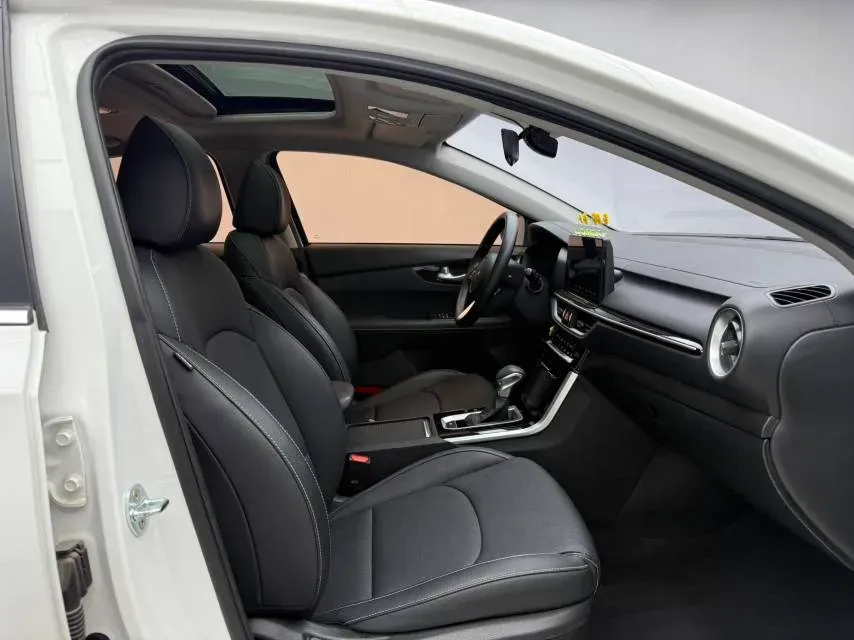 2021 Kia K3 1.5L 115HP L4 CVT,autocango,china used car exporter,china ev exporter,chinese used car exporter,chinese used ev exporter