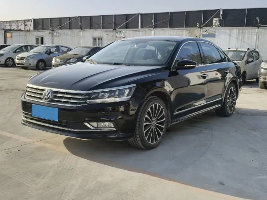 2017 Volkswagen Passat 1.8T 180HP L4 7DCT,autocango,china used car exporter,china ev exporter,chinese used car exporter,chinese used ev exporter