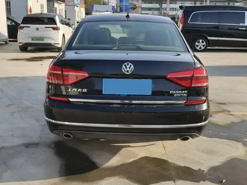 2017 Volkswagen Passat 1.8T 180HP L4 7DCT,autocango,china used car exporter,china ev exporter,chinese used car exporter,chinese used ev exporter