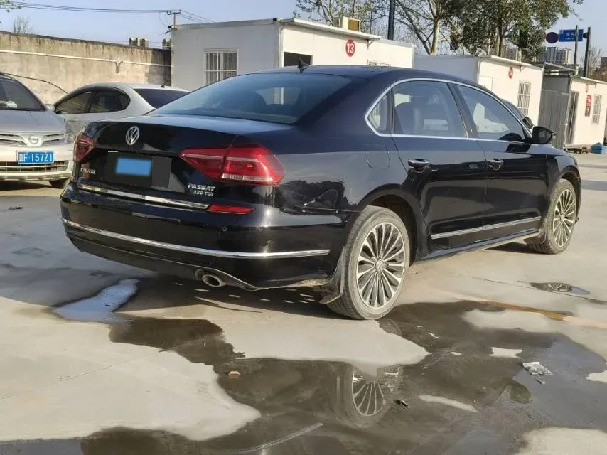 2017 Volkswagen Passat 1.8T 180HP L4 7DCT,autocango,china used car exporter,china ev exporter,chinese used car exporter,chinese used ev exporter