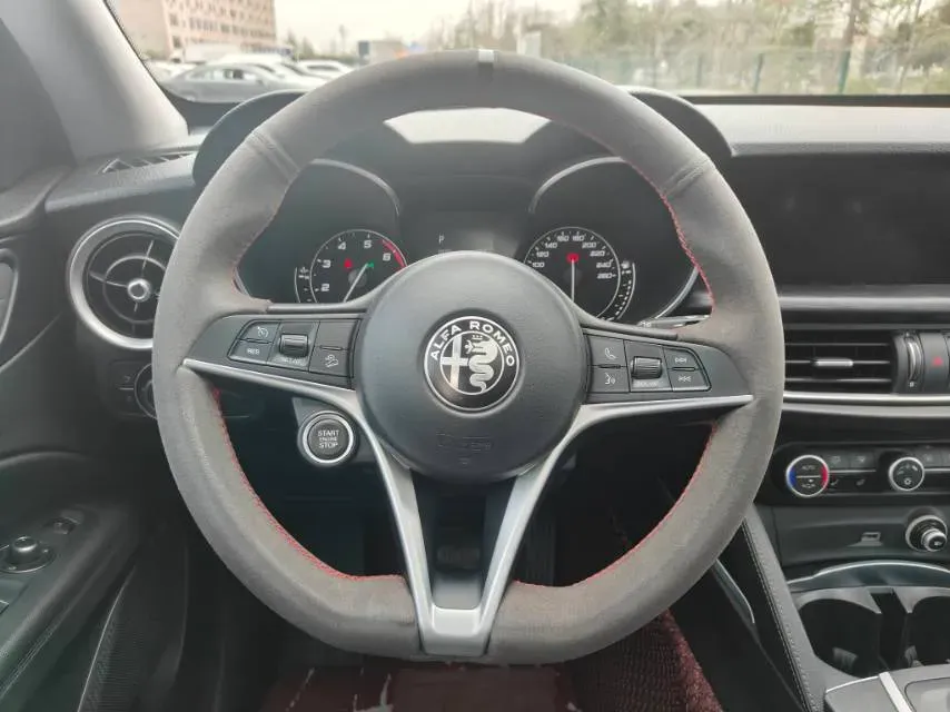 2017 Lexus NX 2.0T 238HP L4 6AT,autocango,china used car exporter,china ev exporter,chinese used car exporter,chinese used ev exporter