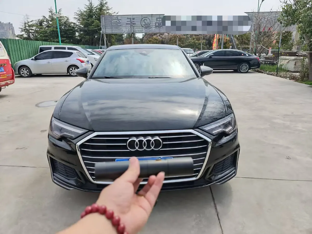 2020 Audi A6L 2.0T 224HP L4 7DCT,autocango,china used car exporter,china ev exporter,chinese used car exporter,chinese used ev exporter