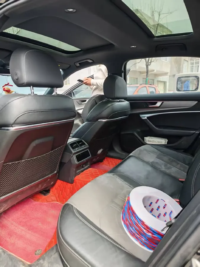 2020 Audi A6L 2.0T 224HP L4 7DCT,autocango,china used car exporter,china ev exporter,chinese used car exporter,chinese used ev exporter